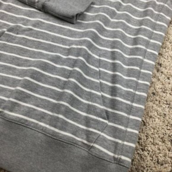 American Eagle Mens Medium Gray Striped Vintage Classic Fit Long Sleeve Sweater - Picture 6 of 10